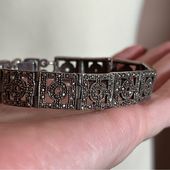Antique 1920's Art Deco Sterling Silver Marcasite Flapper Bracelet - Picture 6 of 17